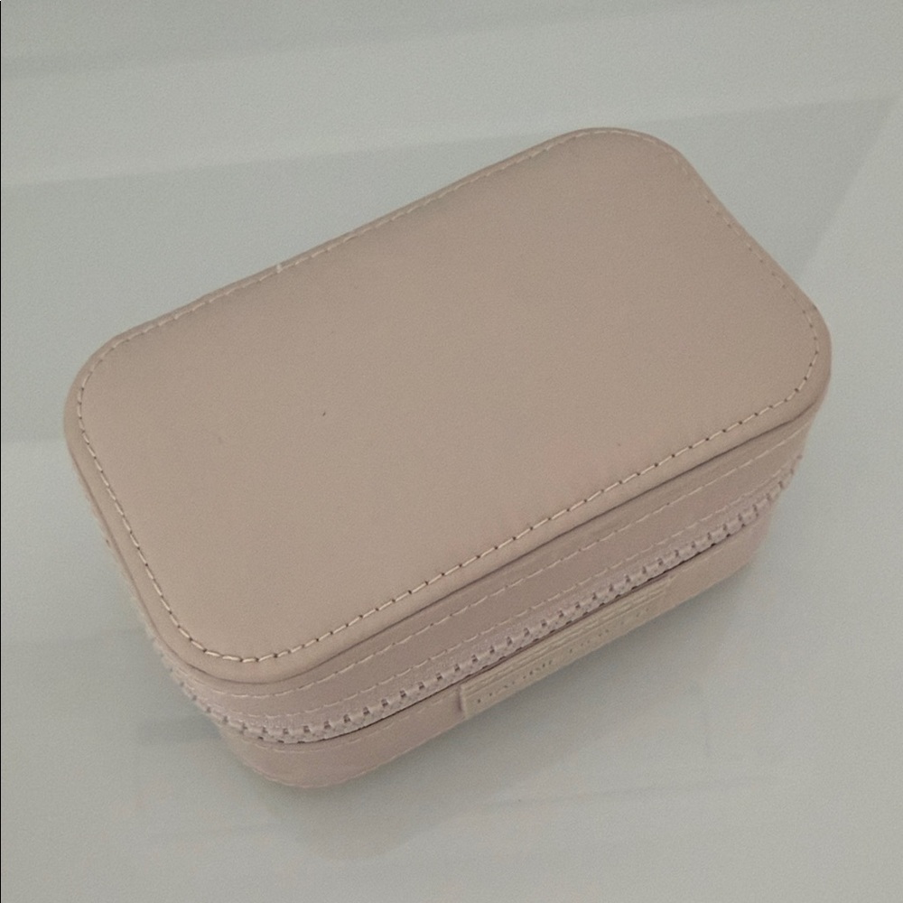 Dagne Dover Frankie Jewelry Case (Small, Cream)